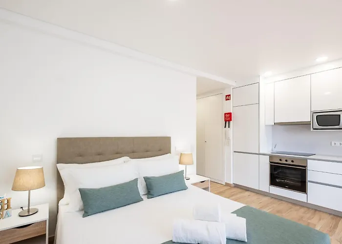 Διαμέρισμα Pimenta - Short Walk To The Αλμπουφέιρα